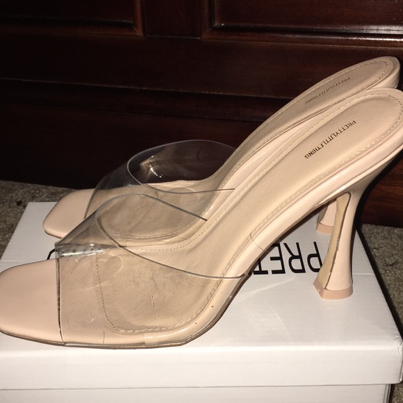 Nude Heels - Picture 2 of 3